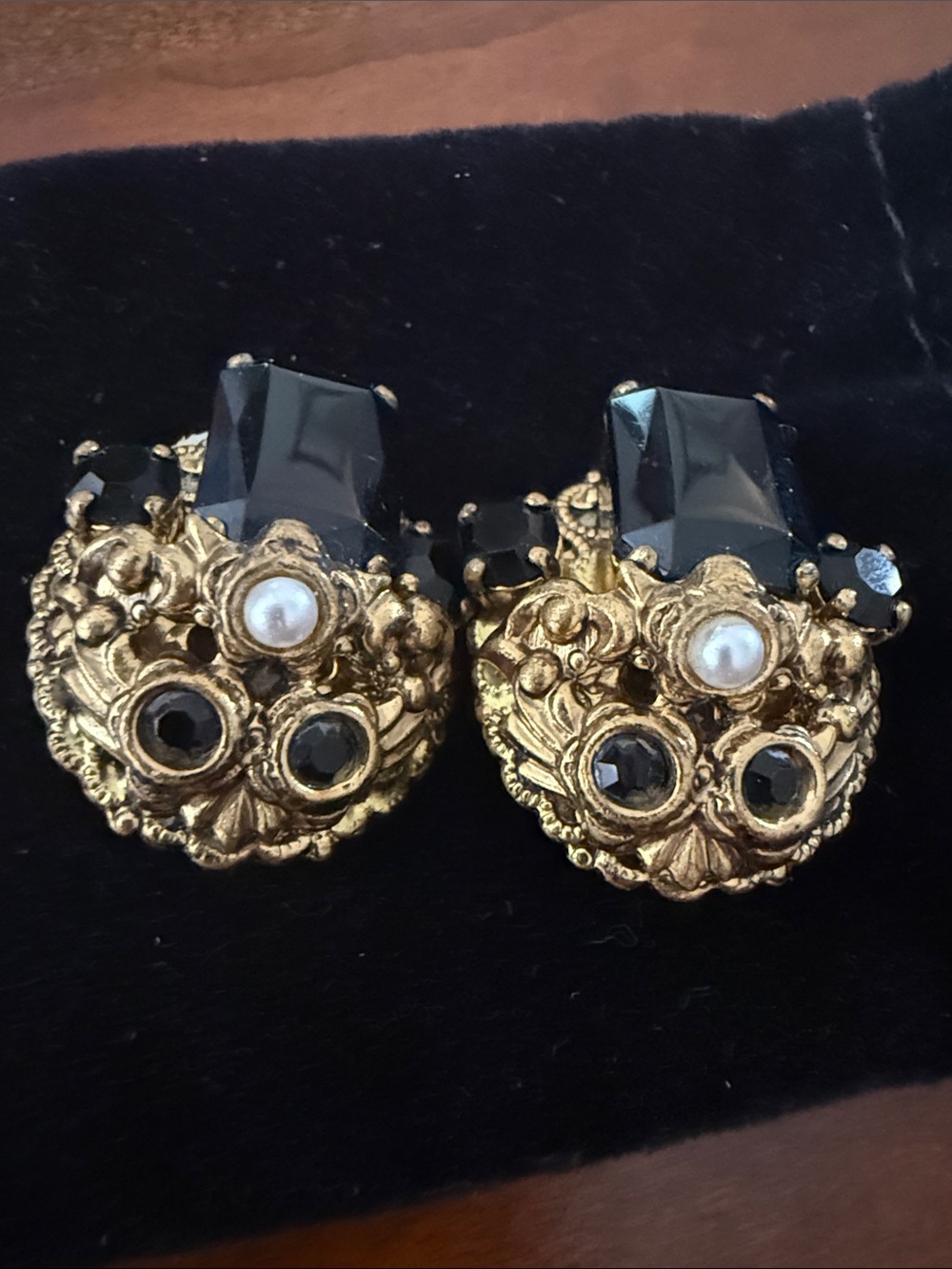 Gold-Tone Black & Pearl Statement Clip-on Earrings